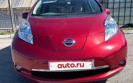 Nissan Leaf I, 2012 год, 700 000 рублей, 2 фотография