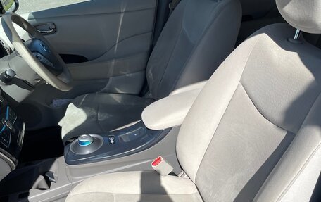 Nissan Leaf I, 2012 год, 700 000 рублей, 19 фотография