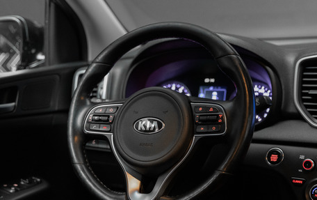 KIA Sportage IV рестайлинг, 2018 год, 2 100 000 рублей, 24 фотография