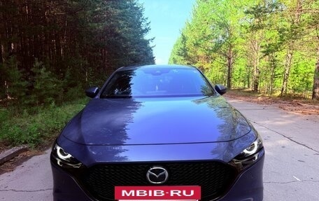 Mazda 3, 2021 год, 1 750 000 рублей, 10 фотография
