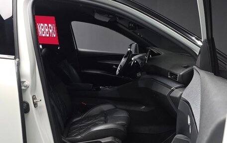Peugeot 3008 II, 2022 год, 1 440 000 рублей, 7 фотография