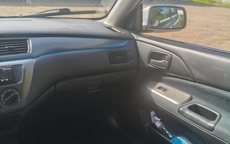 Mitsubishi Lancer IX, 2005 год, 350 000 рублей, 20 фотография