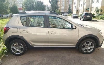 Renault Sandero II рестайлинг, 2020 год, 1 040 000 рублей, 1 фотография