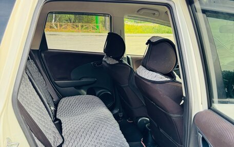 Honda Fit III, 2013 год, 900 000 рублей, 11 фотография