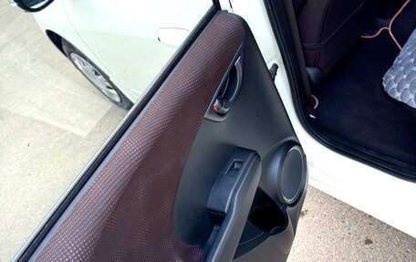 Honda Fit III, 2013 год, 900 000 рублей, 15 фотография