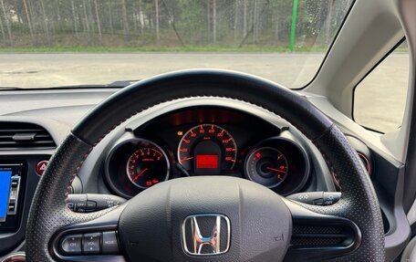 Honda Fit III, 2013 год, 900 000 рублей, 12 фотография