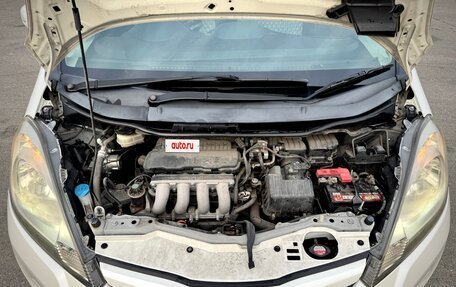 Honda Fit III, 2013 год, 900 000 рублей, 17 фотография