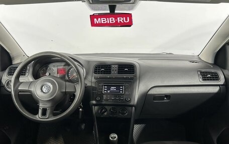 Volkswagen Polo VI (EU Market), 2012 год, 395 000 рублей, 16 фотография