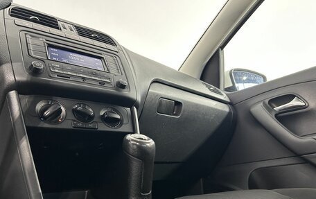 Volkswagen Polo VI (EU Market), 2012 год, 395 000 рублей, 17 фотография
