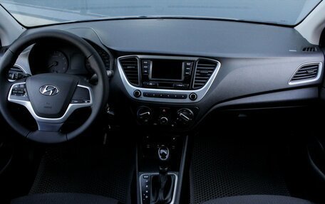 Hyundai Solaris II рестайлинг, 2018 год, 1 250 000 рублей, 8 фотография