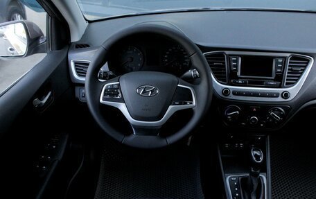 Hyundai Solaris II рестайлинг, 2018 год, 1 250 000 рублей, 7 фотография