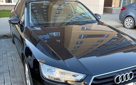 Audi A4, 2018 год, 2 450 000 рублей, 6 фотография