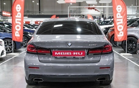 BMW 5 серия, 2021 год, 2 800 000 рублей, 10 фотография