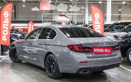 BMW 5 серия, 2021 год, 2 800 000 рублей, 12 фотография