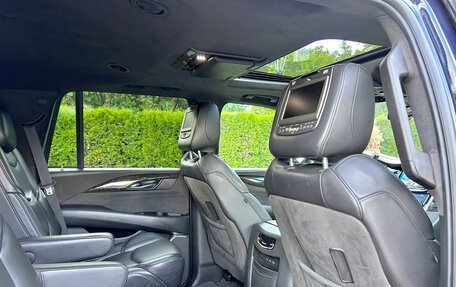 Cadillac Escalade IV, 2019 год, 3 590 000 рублей, 14 фотография