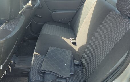 Renault Logan I, 2012 год, 630 000 рублей, 4 фотография