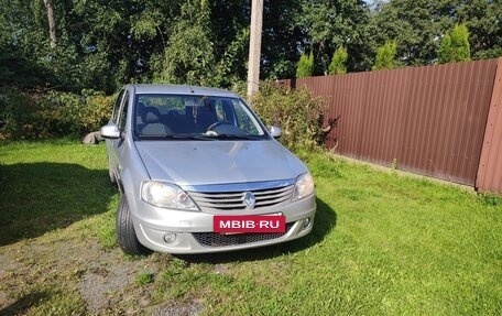 Renault Logan I, 2012 год, 630 000 рублей, 6 фотография