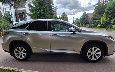 Lexus RX IV рестайлинг, 2017 год, 3 750 000 рублей, 3 фотография