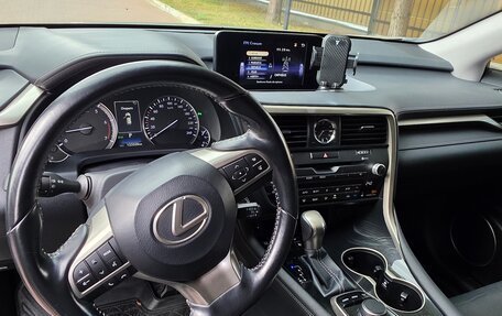 Lexus RX IV рестайлинг, 2017 год, 3 750 000 рублей, 7 фотография