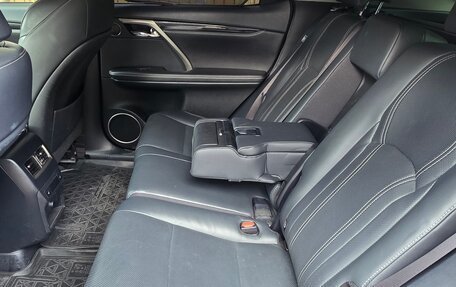 Lexus RX IV рестайлинг, 2017 год, 3 750 000 рублей, 13 фотография