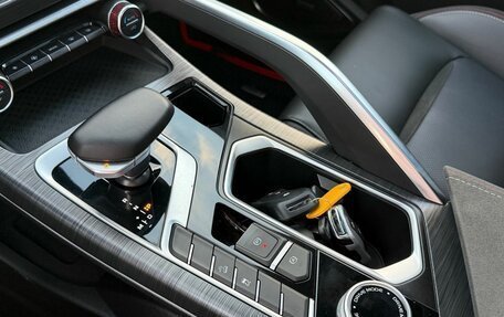 Geely Tugella FY11, 2024 год, 2 700 000 рублей, 17 фотография