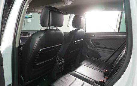 Volkswagen Tiguan II, 2017 год, 2 599 000 рублей, 11 фотография