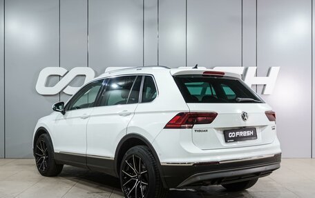 Volkswagen Tiguan II, 2017 год, 2 599 000 рублей, 2 фотография