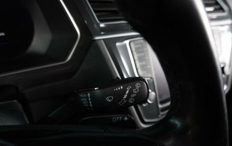 Volkswagen Tiguan II, 2017 год, 2 599 000 рублей, 15 фотография