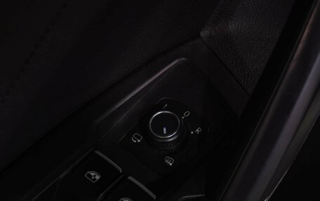 Volkswagen Tiguan II, 2017 год, 2 599 000 рублей, 13 фотография