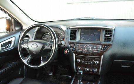 Nissan Pathfinder, 2015 год, 2 199 888 рублей, 12 фотография