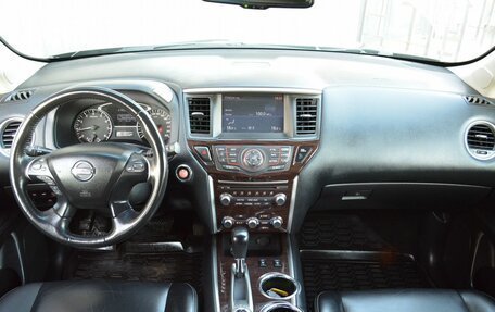 Nissan Pathfinder, 2015 год, 2 199 888 рублей, 11 фотография