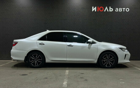 Toyota Camry, 2017 год, 2 120 000 рублей, 4 фотография
