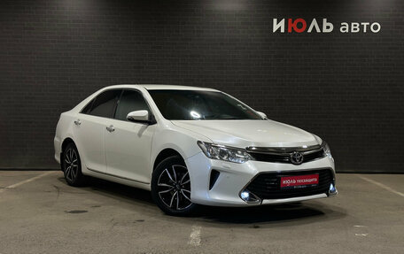 Toyota Camry, 2017 год, 2 120 000 рублей, 3 фотография