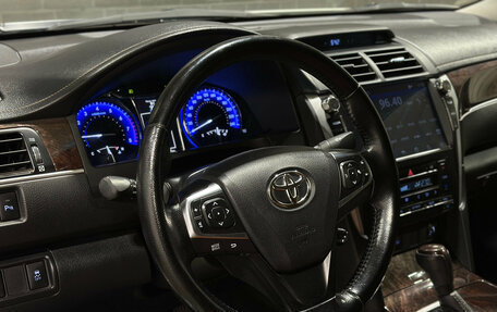 Toyota Camry, 2017 год, 2 120 000 рублей, 12 фотография