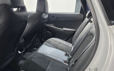 Hyundai Kona I, 2022 год, 1 330 000 рублей, 14 фотография
