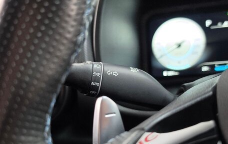 Hyundai Kona I, 2022 год, 1 330 000 рублей, 29 фотография