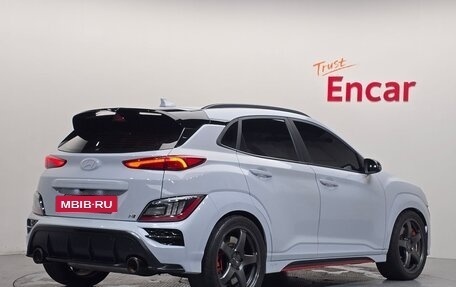 Hyundai Kona I, 2022 год, 1 340 000 рублей, 2 фотография