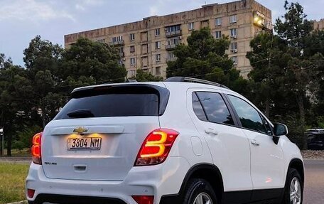 Chevrolet Trax, 2022 год, 1 410 000 рублей, 6 фотография