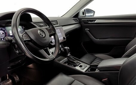 Skoda Superb III рестайлинг, 2019 год, 2 680 000 рублей, 15 фотография