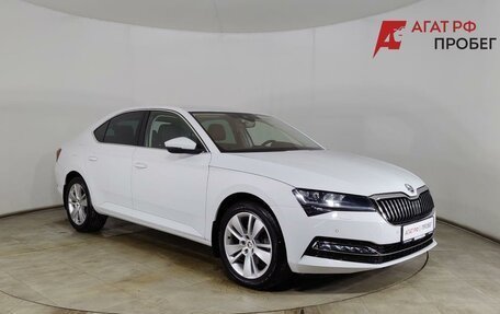 Skoda Superb III рестайлинг, 2019 год, 2 680 000 рублей, 3 фотография