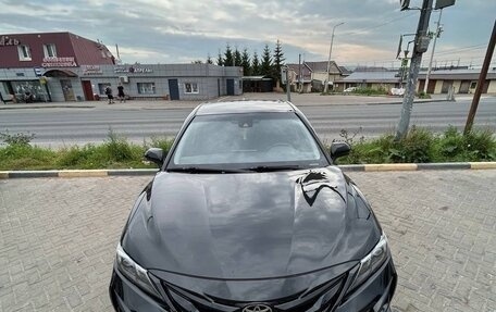 Toyota Camry, 2020 год, 2 490 000 рублей, 5 фотография
