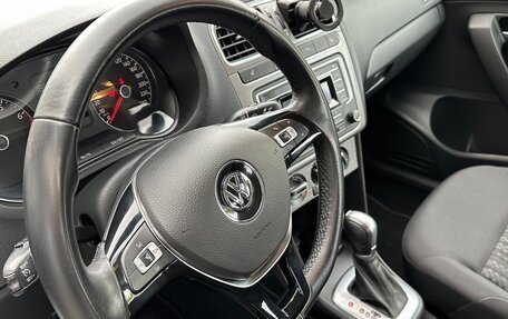Volkswagen Polo VI (EU Market), 2020 год, 1 399 000 рублей, 24 фотография