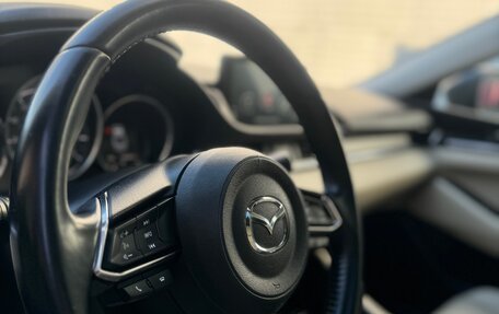 Mazda 6, 2019 год, 2 420 000 рублей, 19 фотография
