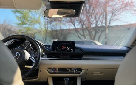 Mazda 6, 2019 год, 2 420 000 рублей, 16 фотография