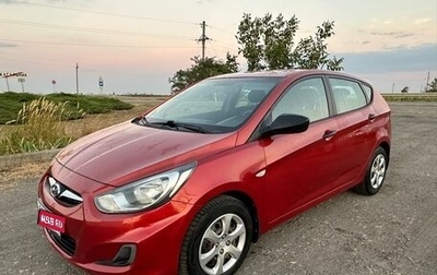 Hyundai Solaris II рестайлинг, 2012 год, 850 000 рублей, 1 фотография