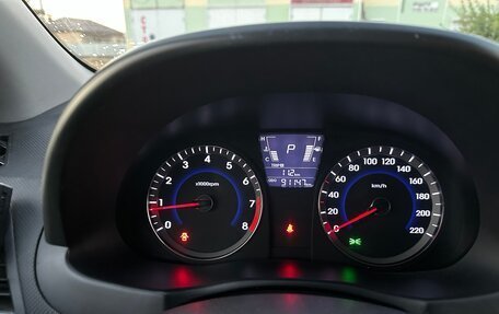 Hyundai Solaris II рестайлинг, 2012 год, 850 000 рублей, 13 фотография