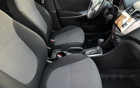 Hyundai Solaris II рестайлинг, 2012 год, 850 000 рублей, 15 фотография