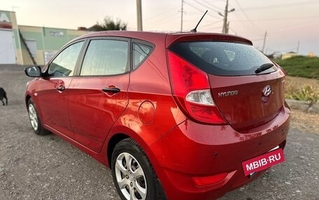 Hyundai Solaris II рестайлинг, 2012 год, 850 000 рублей, 8 фотография
