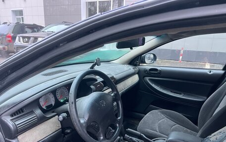 Dodge Stratus II, 2004 год, 280 000 рублей, 9 фотография