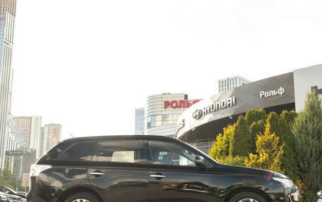 Mitsubishi Outlander III рестайлинг 3, 2013 год, 1 268 000 рублей, 3 фотография